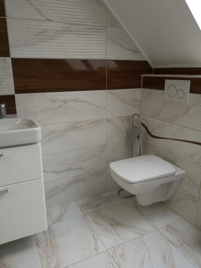 Centrum Apartman Leyla บาร์เจโอ ภายนอก รูปภาพ